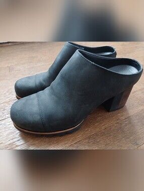 Sorel ADDINGTON mule Women's Black Slip-On Block Heel Mules 8.5